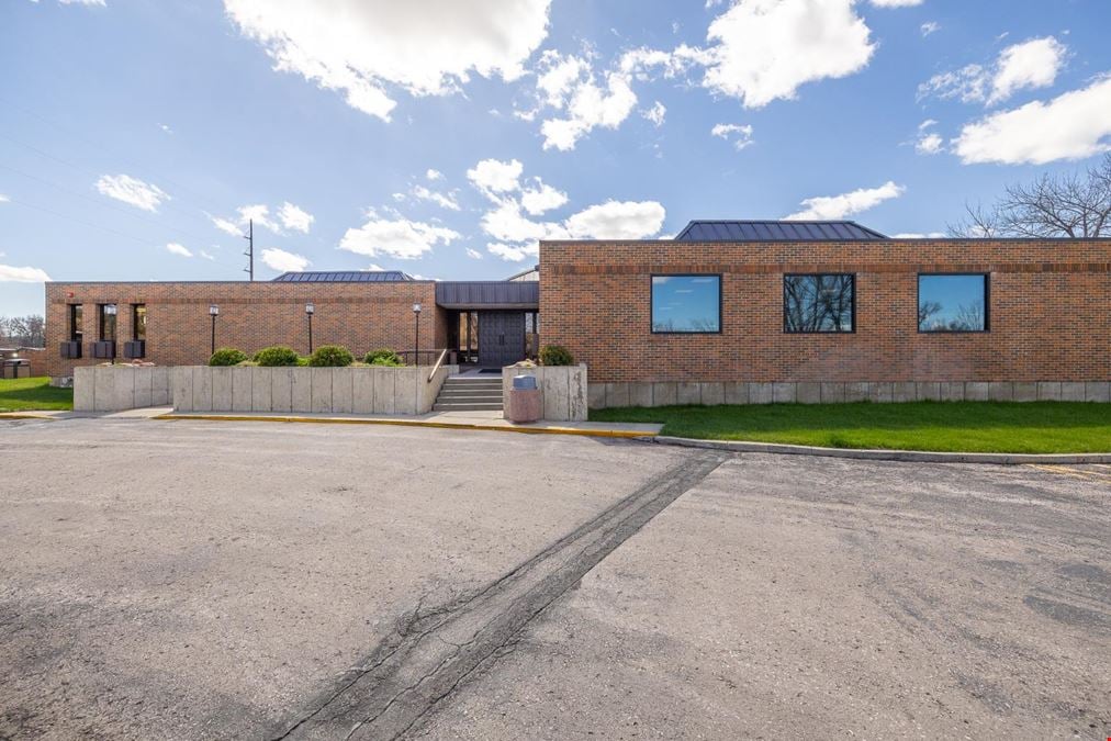 2800 Jackson Blvd
