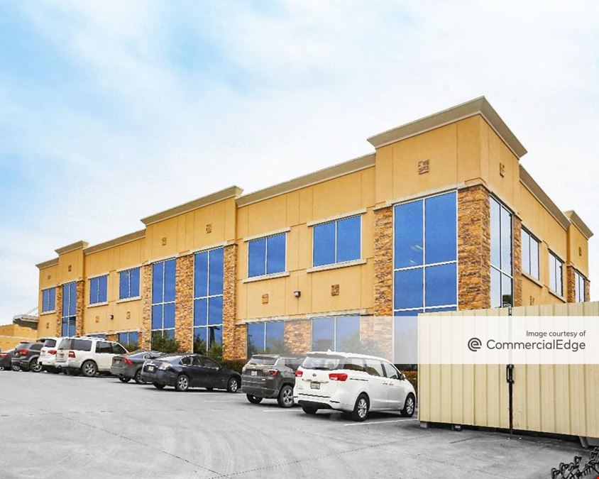 Lakeside Professional Building