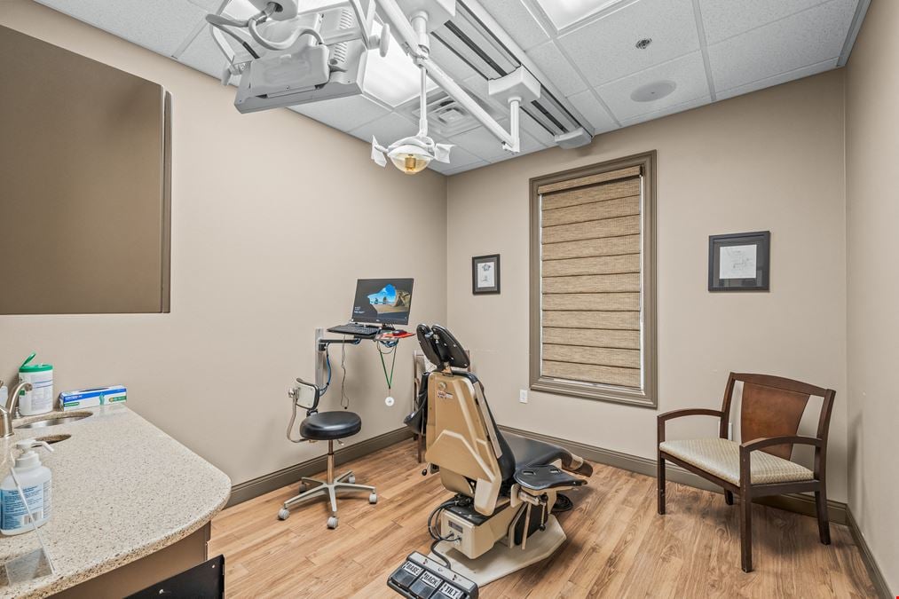 7515 Quaker Suite 200