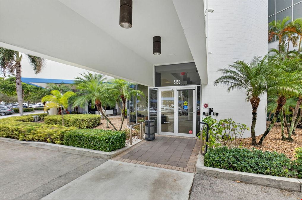 5150 Linton Blvd. Unit 405