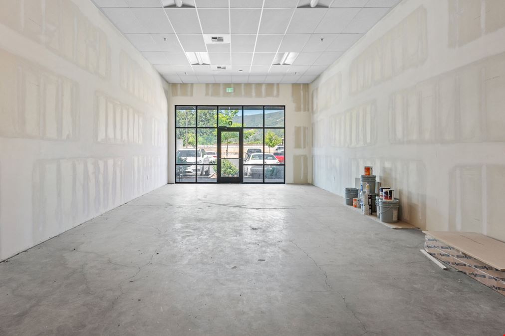 Airport Business Park Retail Center