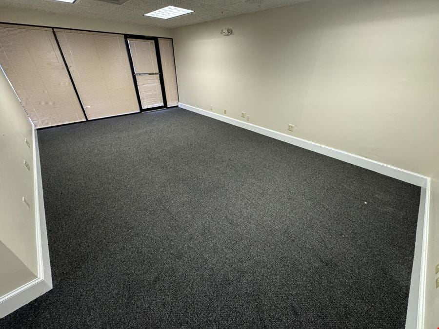 2065 SF Suite 132 Professional and Medical Office Space