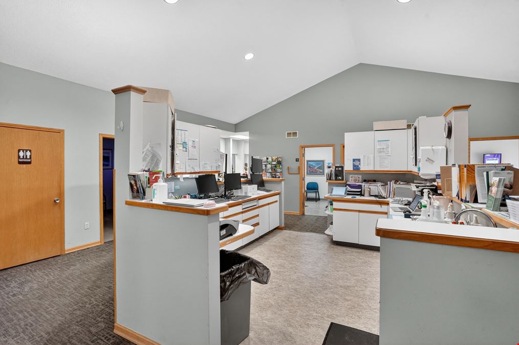 1625 Ramblewood Drive
