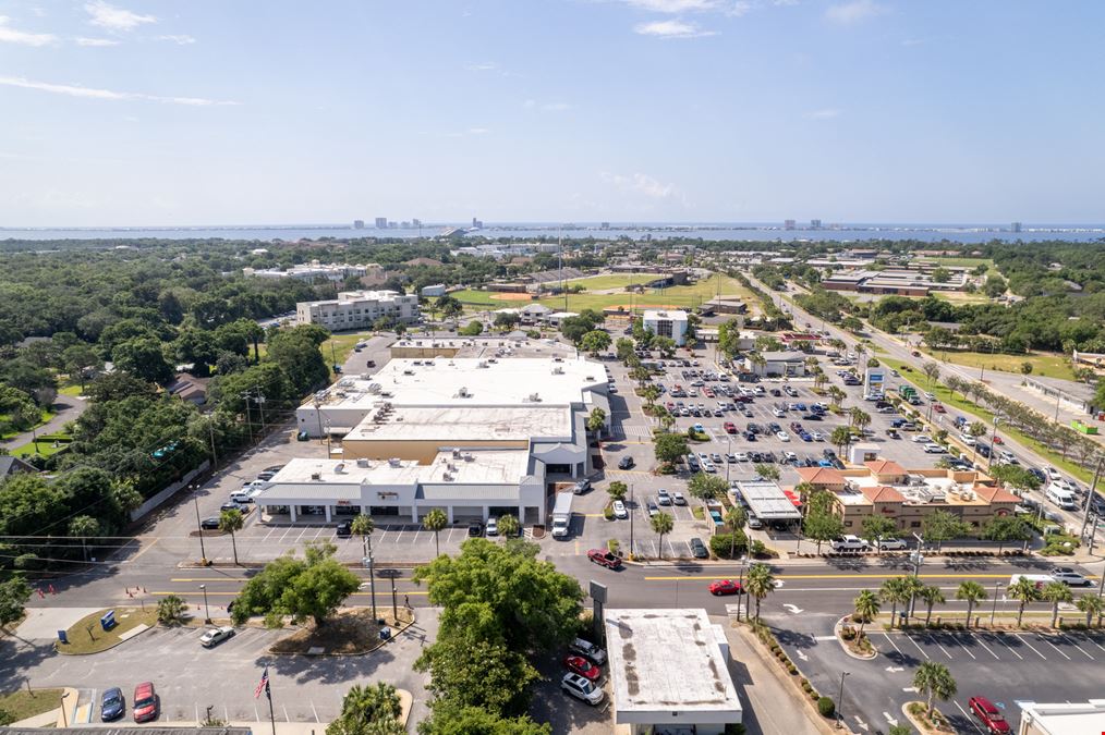 Gulf Breeze Shopping Center