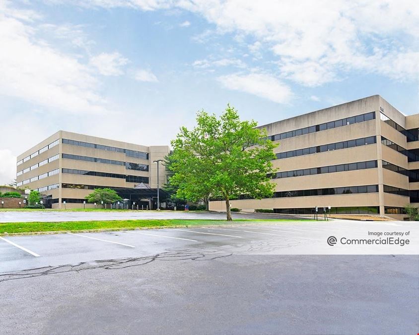 1401 Harrodsburg Rd