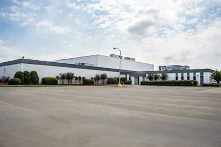 Preview of commercial space at 1000 James Record Rd SW