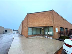 1750 Courtneypark Dr E, Mississauga, ON L5T 1W1