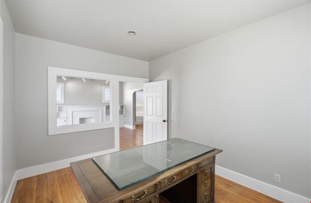 1207 S Carson Ave - Office