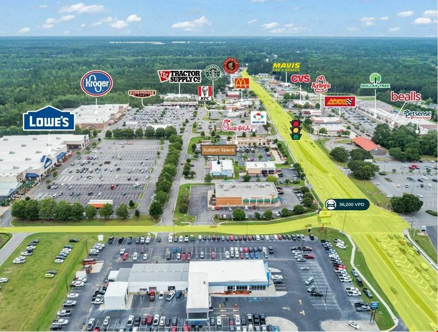 1,600 SF Retail Space | Anchored by Lowes | 36.2K VPD