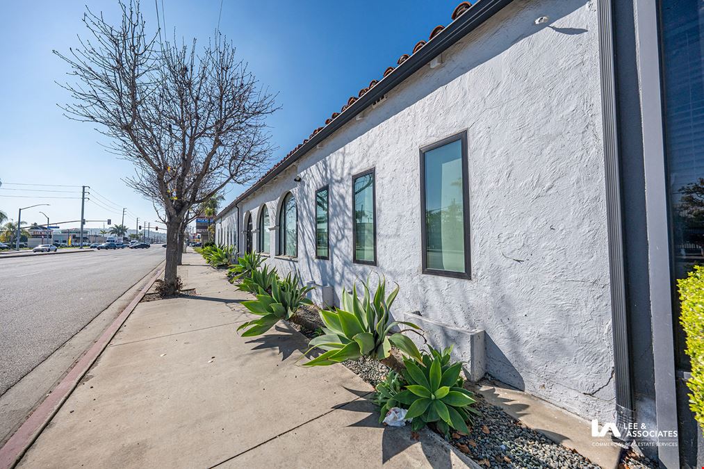 3431 Cherry Ave