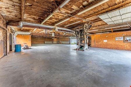 Preview of Industrial space for Rent at 1909 Interstate 30