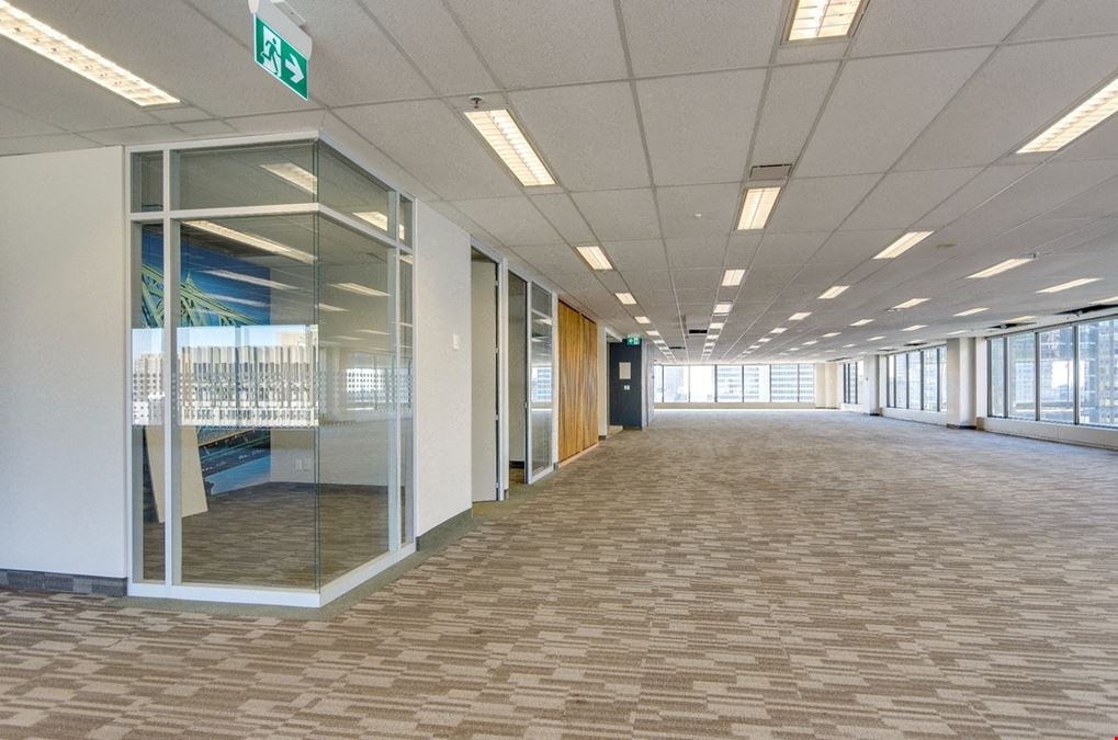 2020 Boulevard Robert-Bourassa