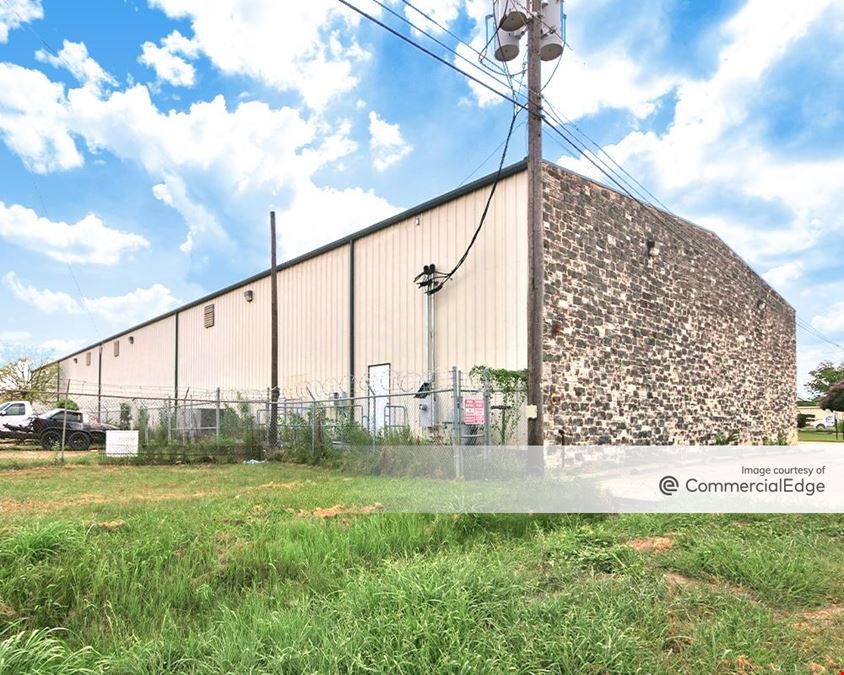 11218 & 11220 Limestone Drive