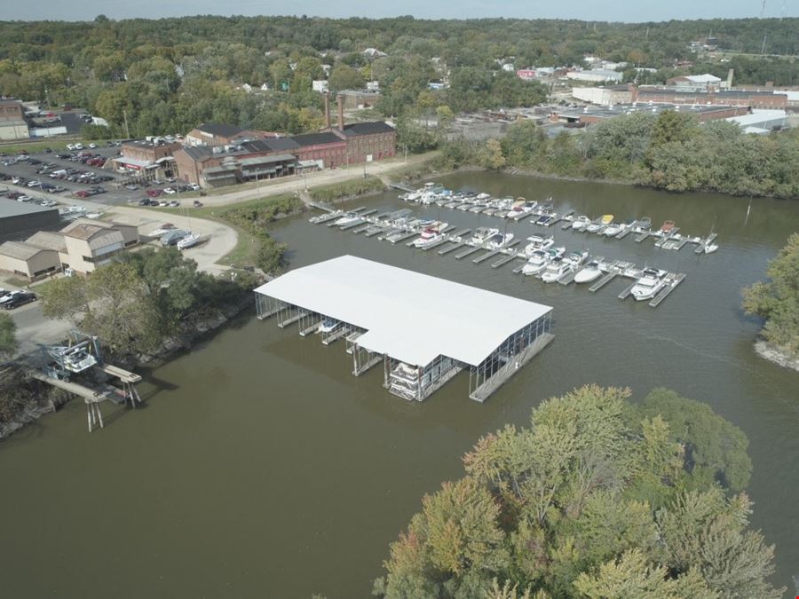 Wharf Harbor Marina