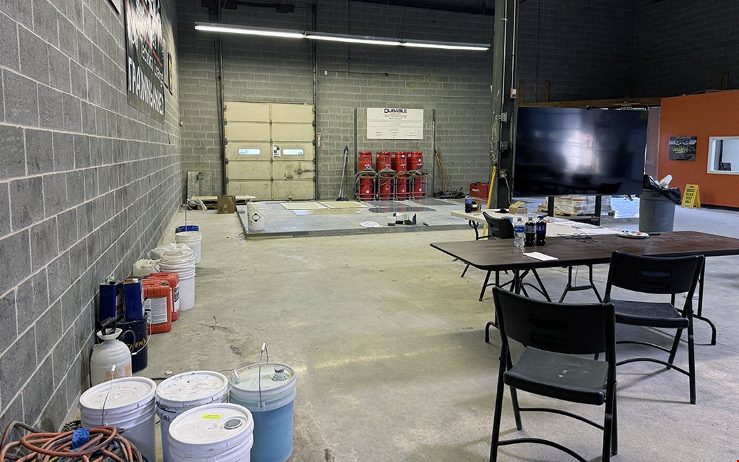 651 Gibson Blvd
