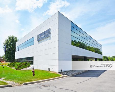Preview of commercial space at 500 Avis Dr