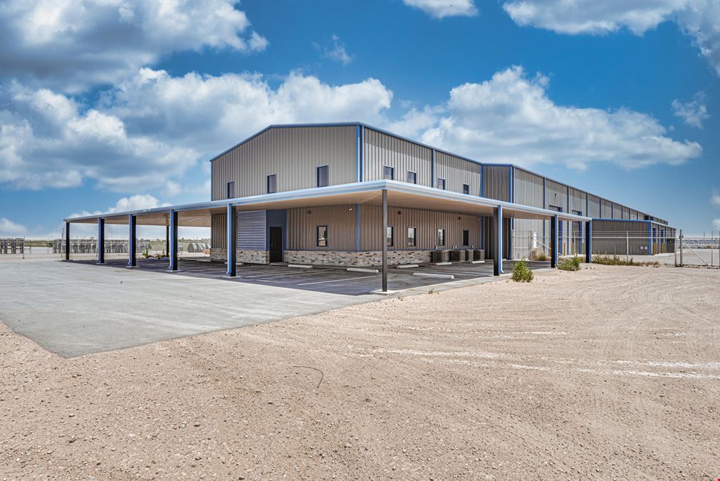 Fabrication/Equipment Maintenance Facility on 10 Acres