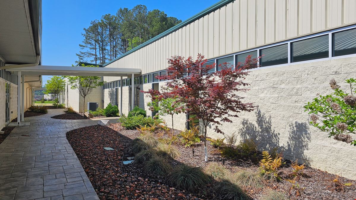 Industrial Flex Building in Oxmoor