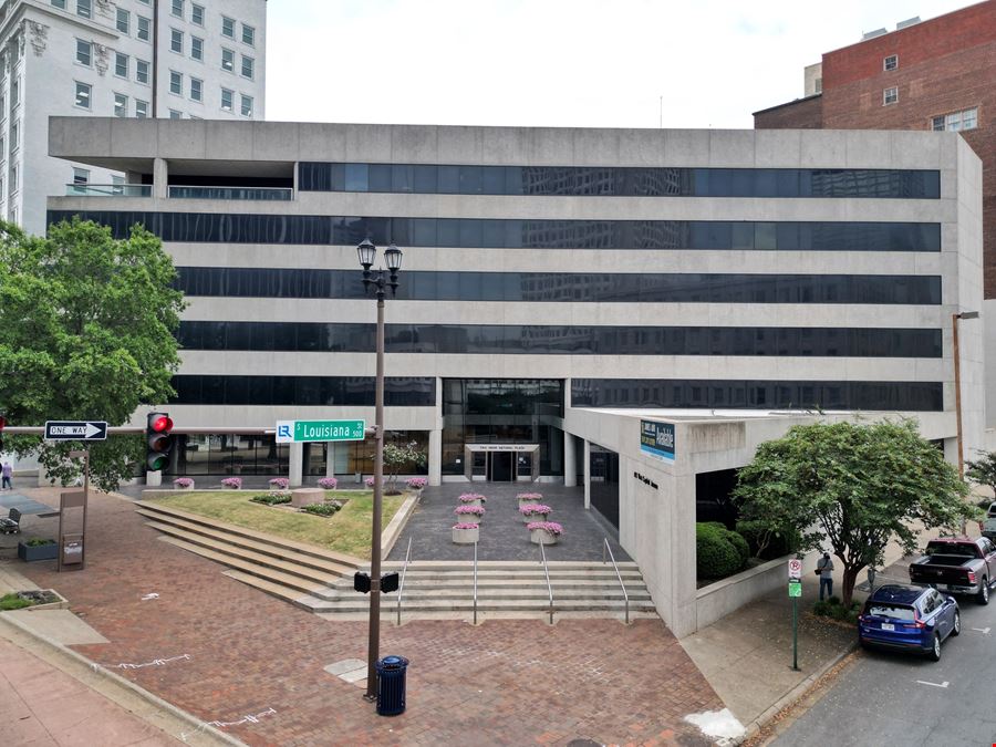 105 W Capitol Ave