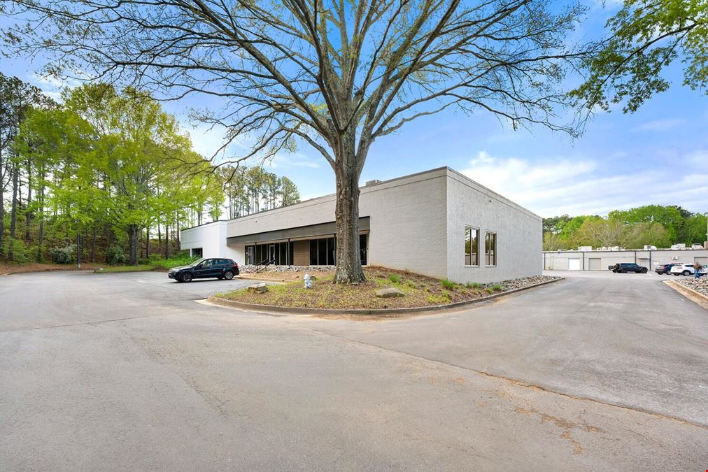 8601 Dunwoody Place