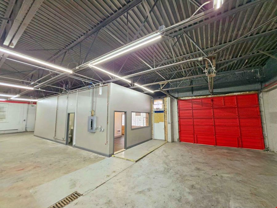 2418 W Irving Park Rd