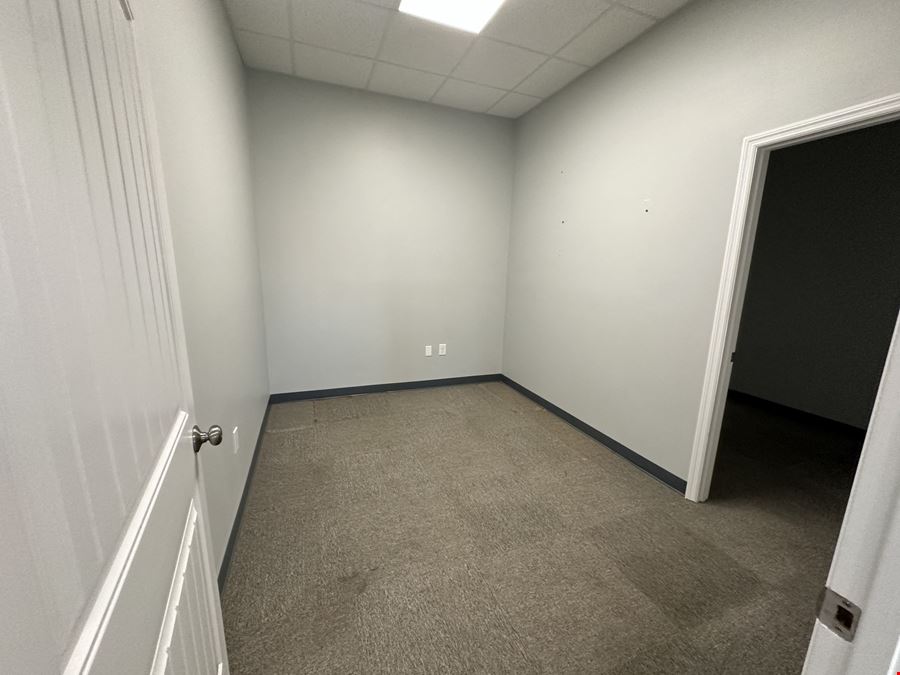 2031 Valleydale Rd First Floor For Lease