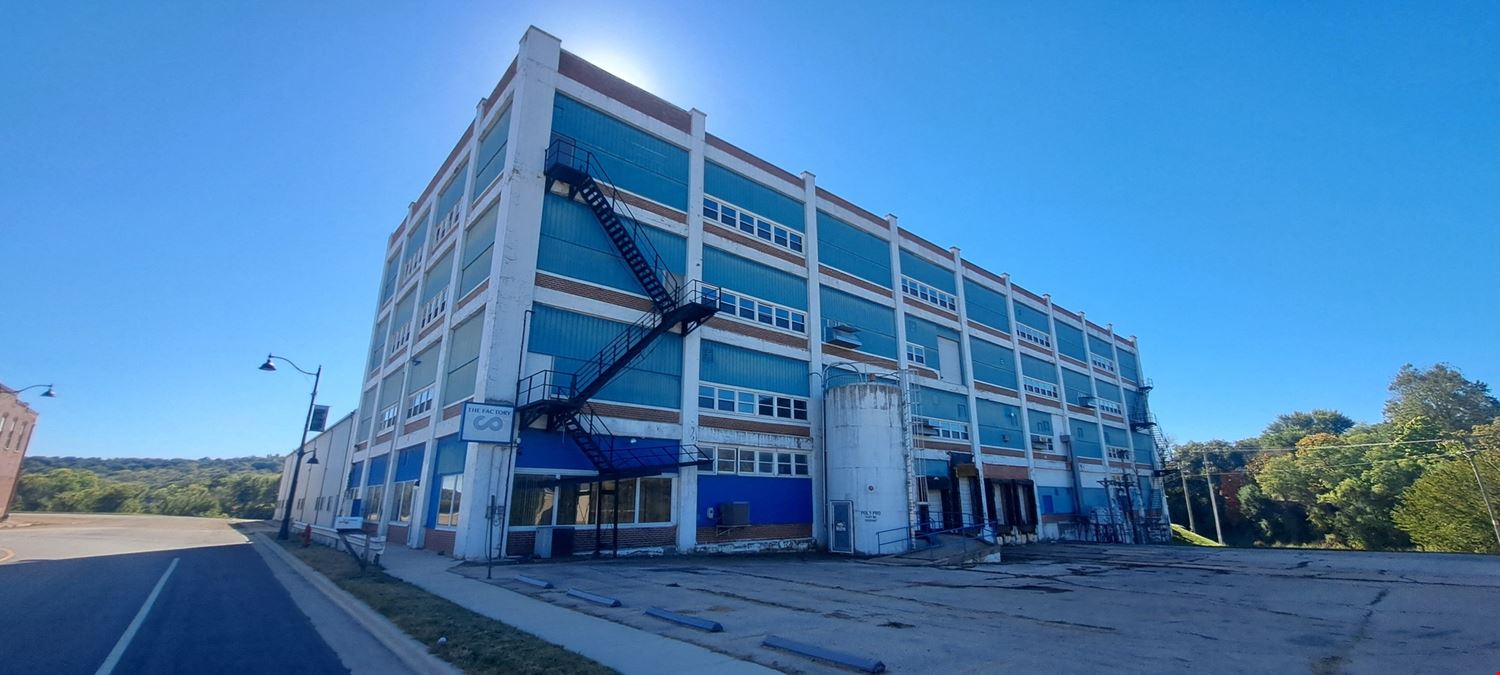 109,412 SF Industrial Warehouse on 30 Acres