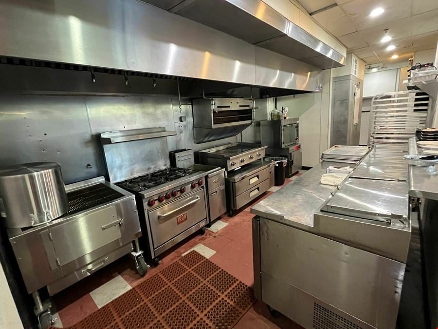 Sublease 2nd-Generation Restaurant Space