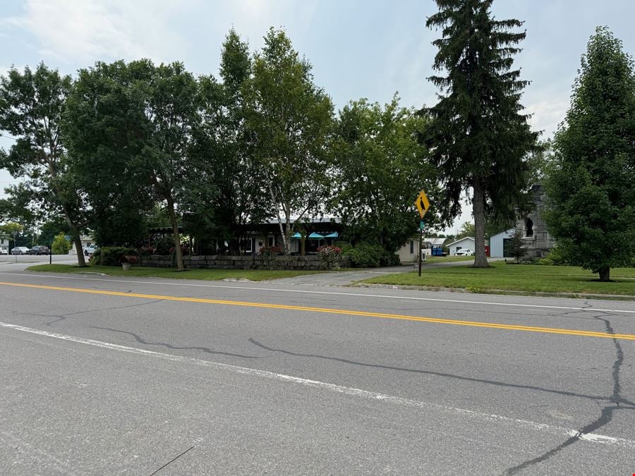 Lake Ontario Restaurant & Laundromat