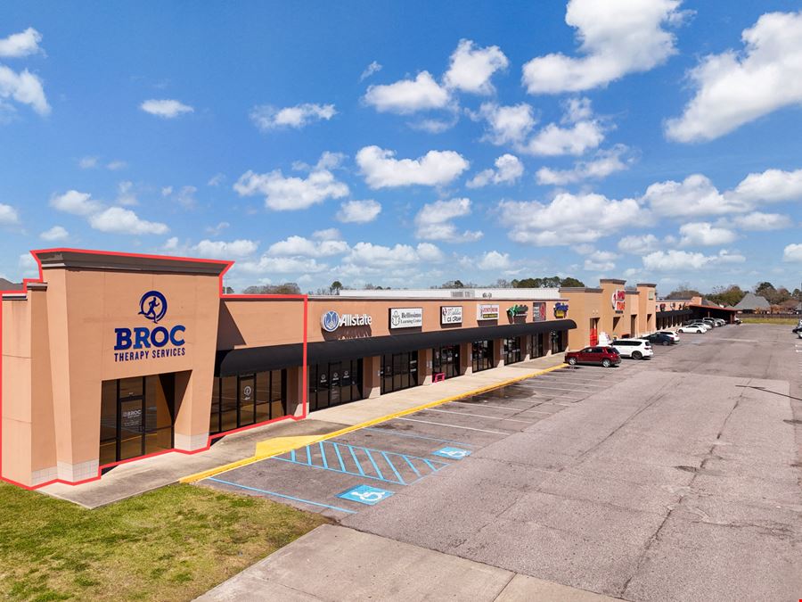 Medical Office in the Oaks Shopping Center