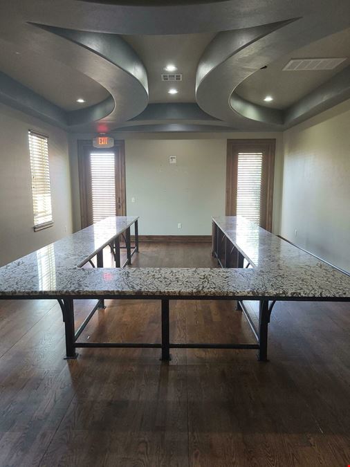 2909 Astoria Way - East Edmond Single Tenant Office