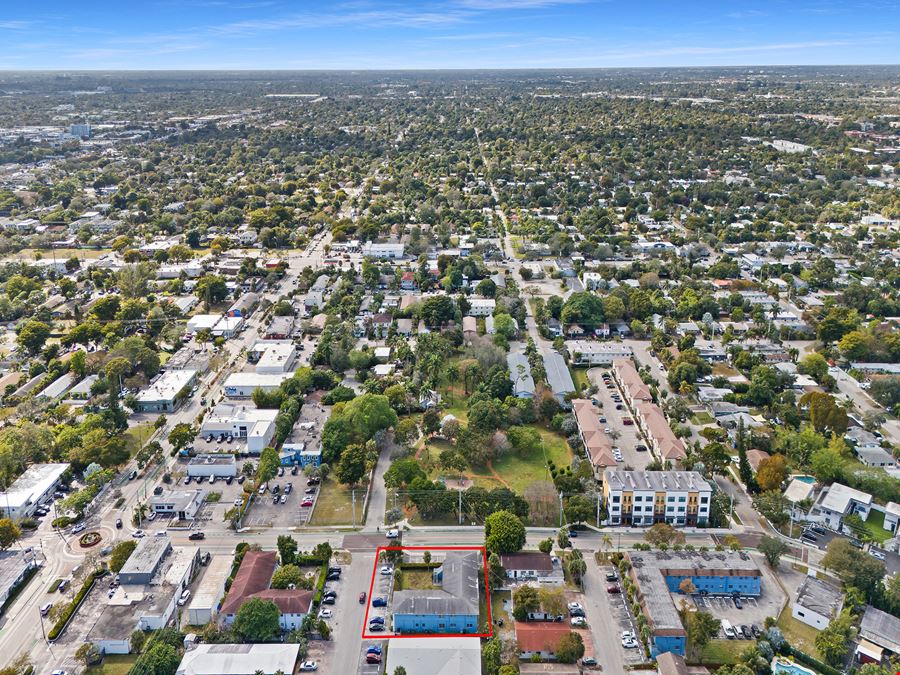 701 NE 13th Ct