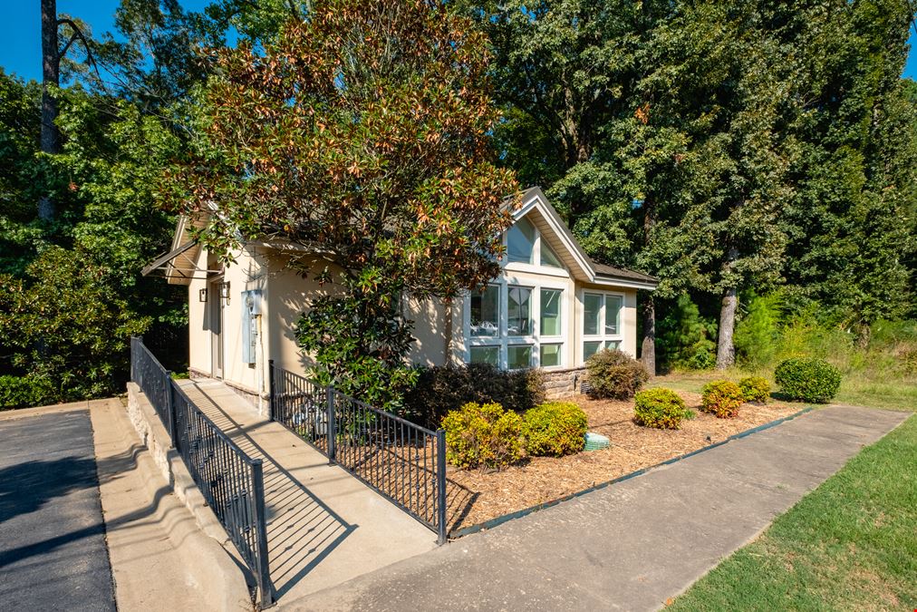 15800 Cantrell Road, Little Rock, AR 72223