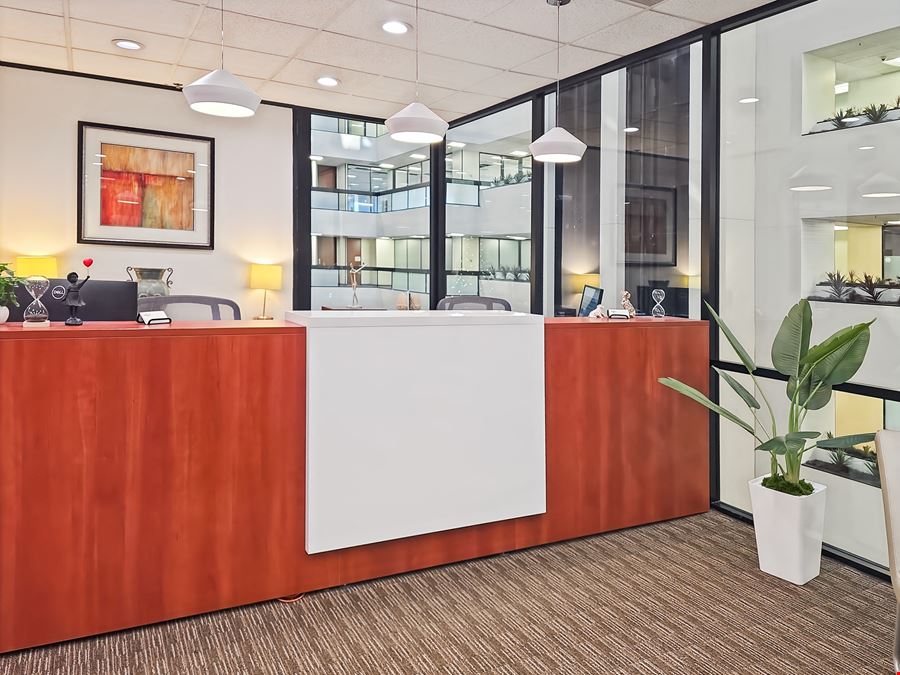 Regus - Addison - The Madison