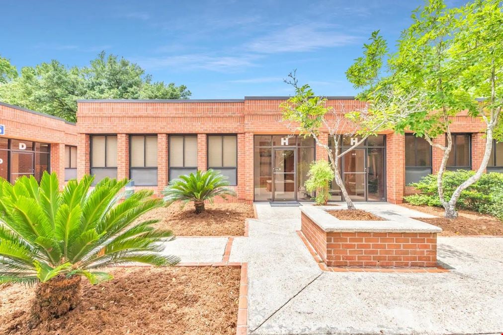 Garden-Style Office For Sale