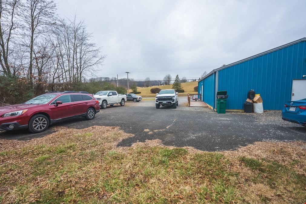 Commercial Building in Abingdon, VA for Sale