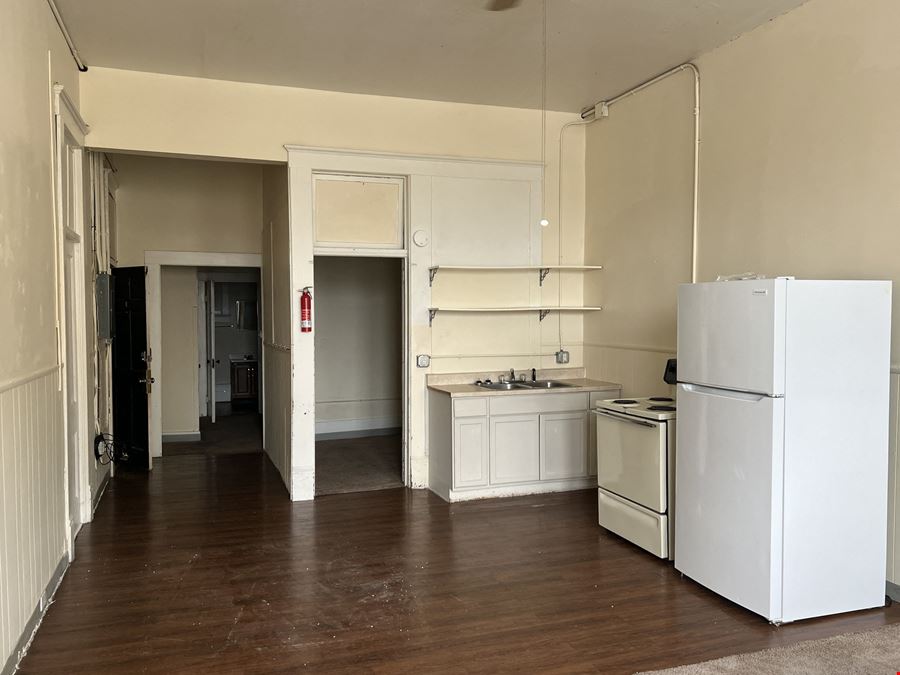 601 Monroe Ave