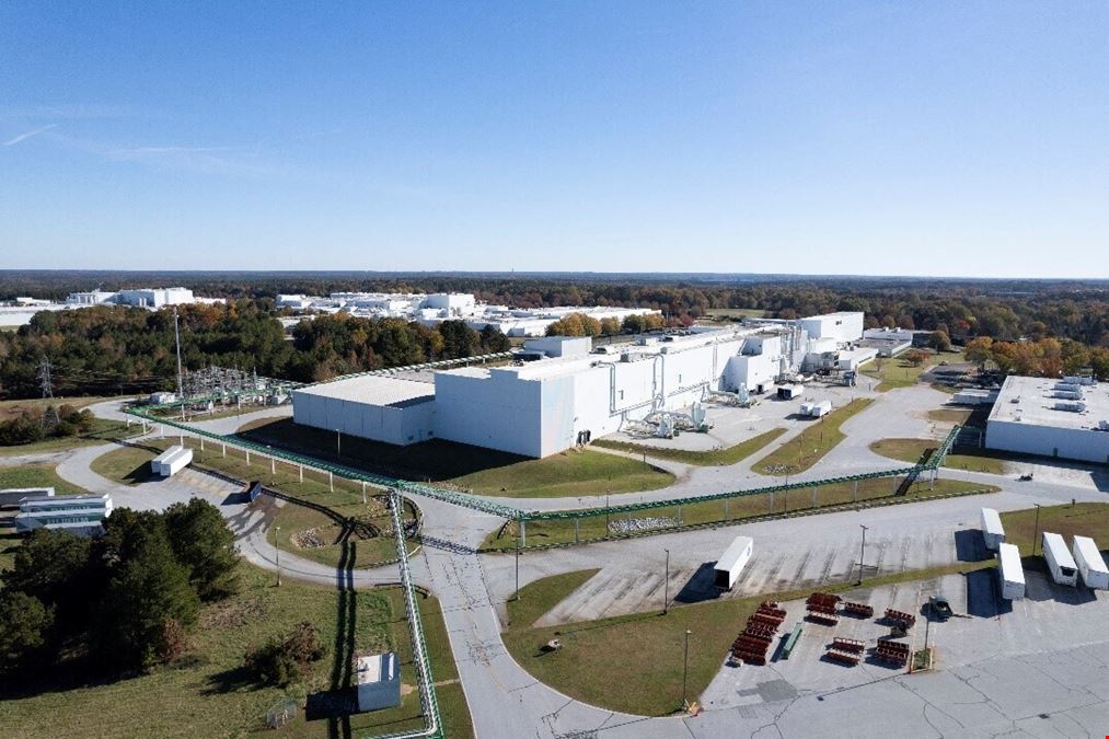 Lakelands Industrial Park