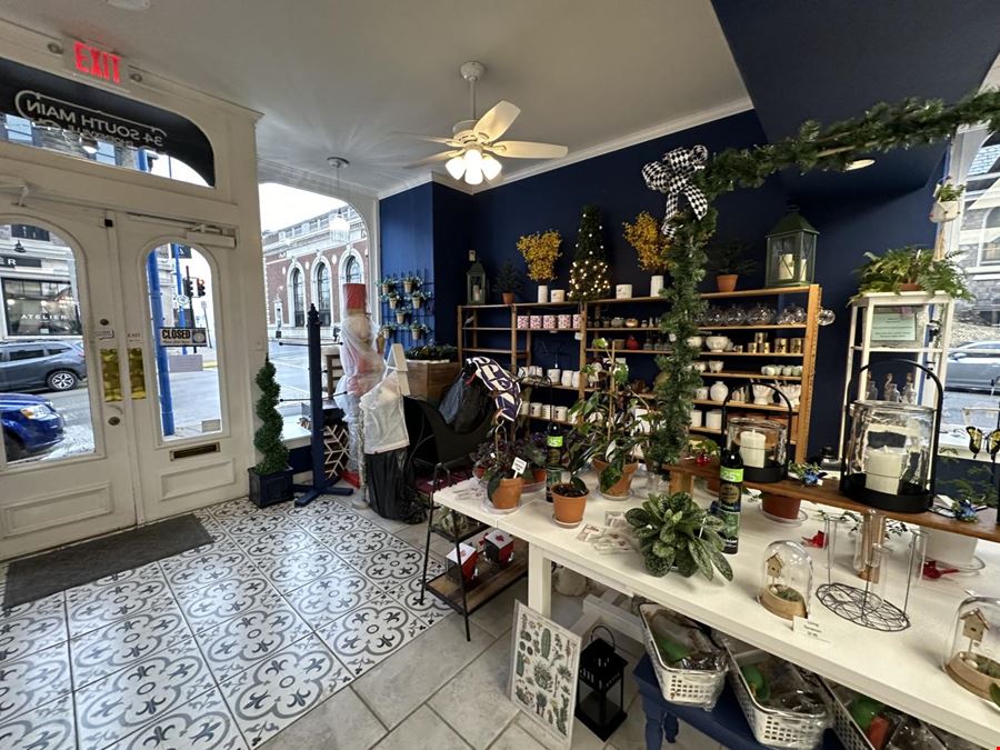 34 S Main St