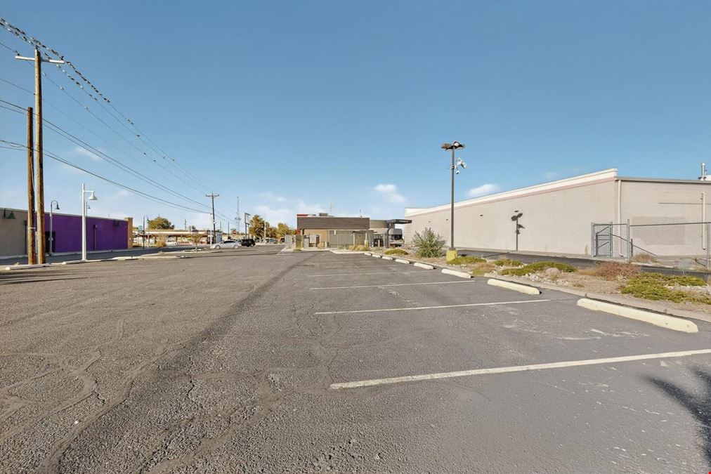 High Traffic Drive Thru Opportunity