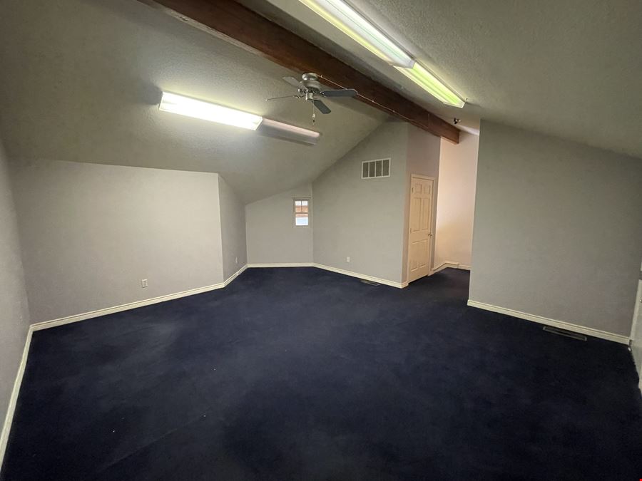 4234 N Interstate 35