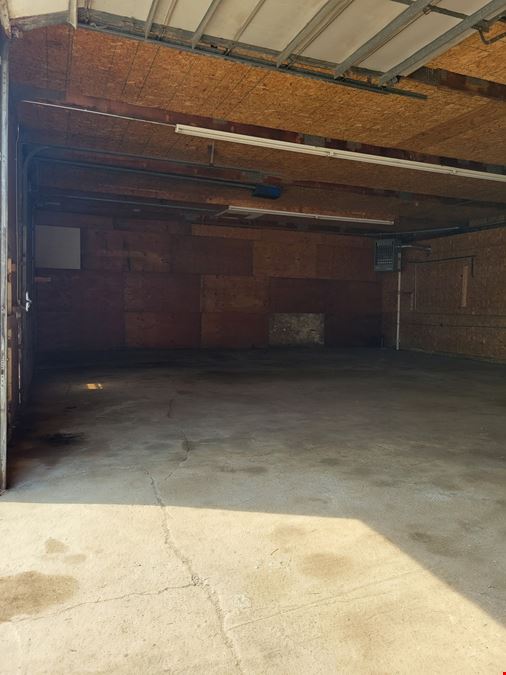 Small Industrial Unit for Lease