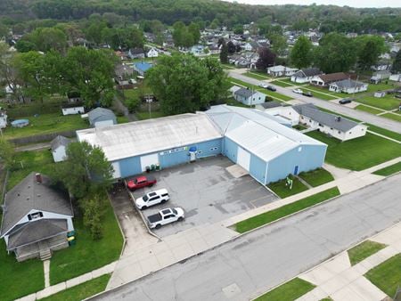 Preview of Industrial space for Rent at 2017 West 6th Street