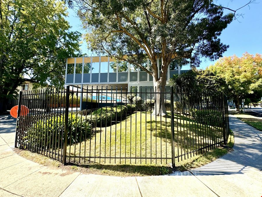 4950 Hamilton Ave
