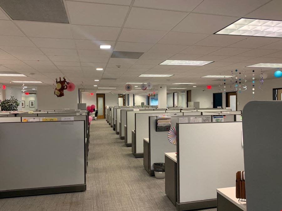 Atrium at Northcreek| Sublease 8,515 SF