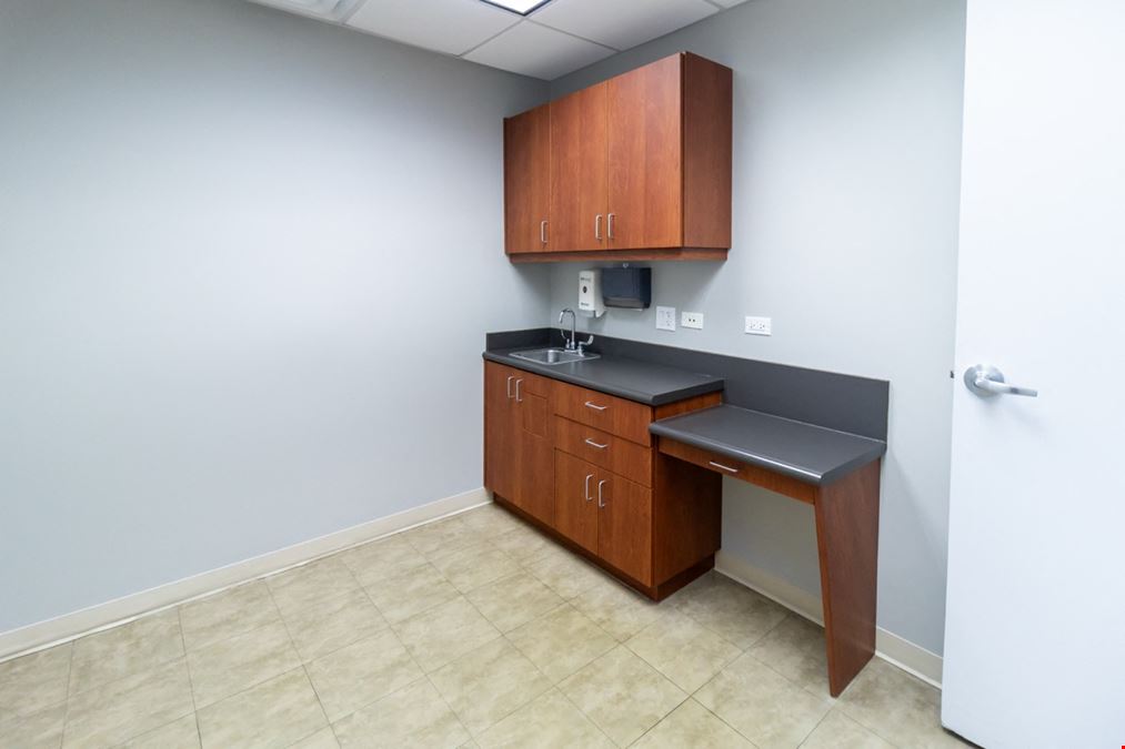Medical Office Space For Lease | Lincoln Park