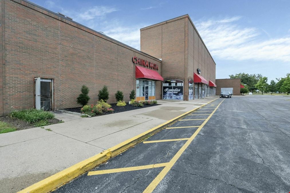 Chief's Plaza