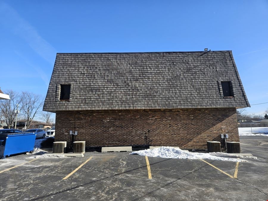 Thornwood Plaza