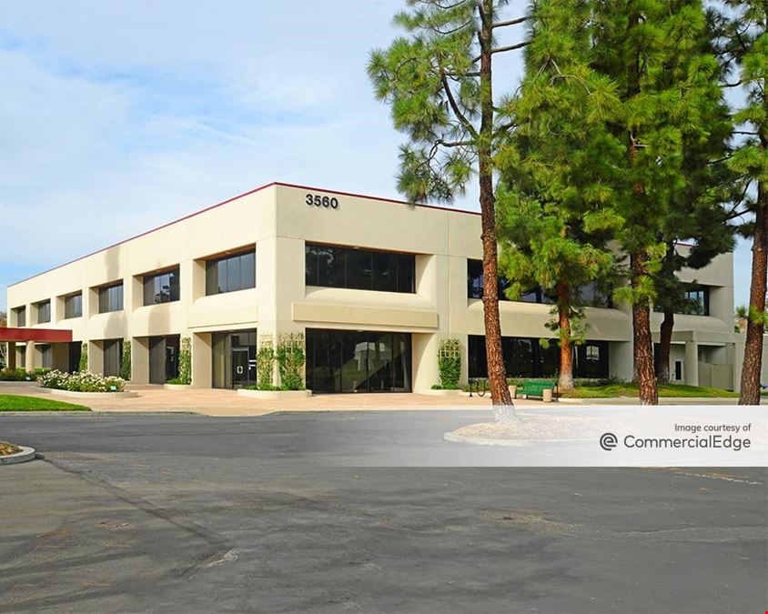 Harbor Gateway Business Center - 3550 & 3560 Hyland Avenue