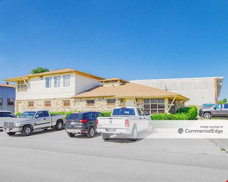 Preview of commercial space at 2300 South Main Street